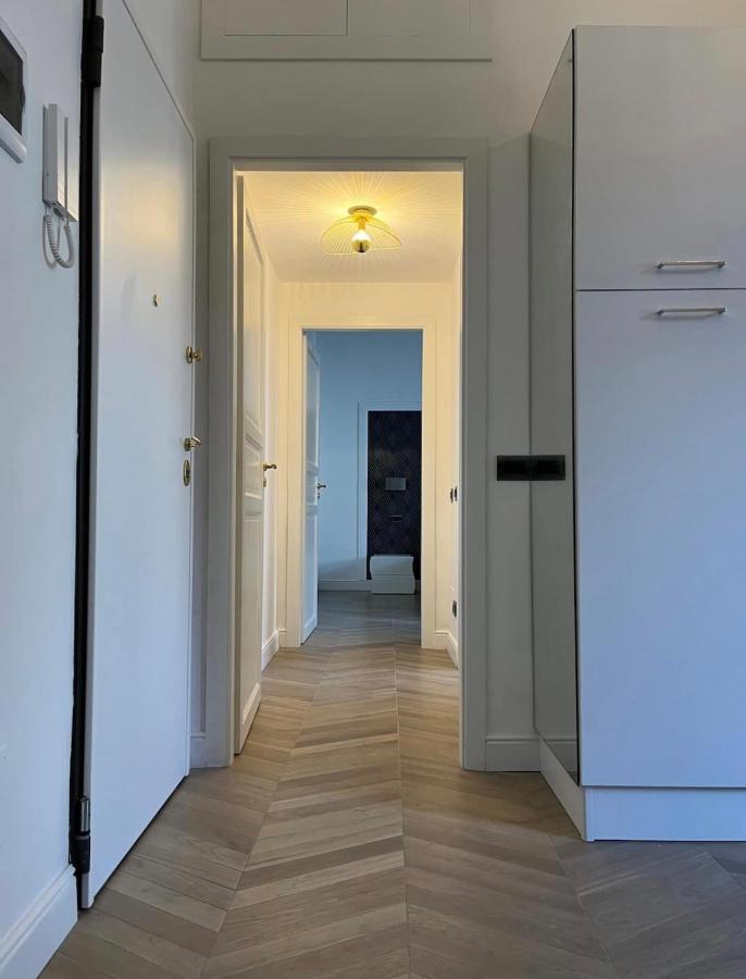 Isola Suites Milan Luaran gambar